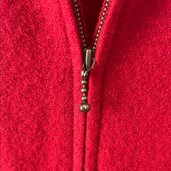 Woolrich Women's Vibrant Red Vest - Picture 5 of 7